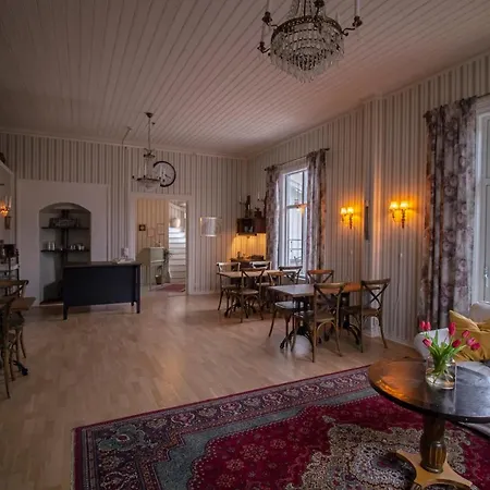 Rosenhill Bed & Breakfast-3